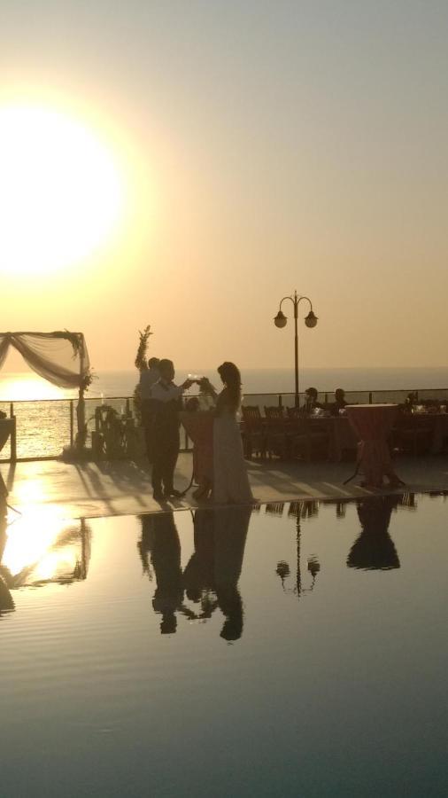 Neopol Hotel Kusadasi Bagian luar foto