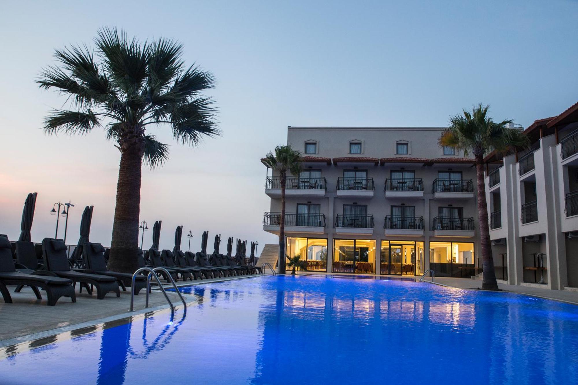 Neopol Hotel Kusadasi Bagian luar foto